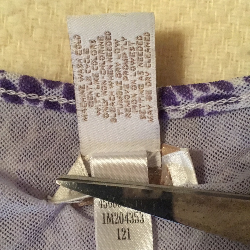 EUC Ruffled tank - Picture 6 of 6